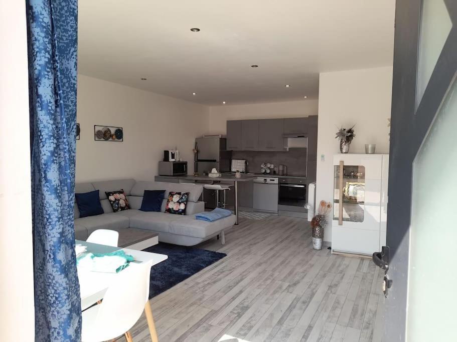 Belle Maison Neuve A 15 Min De Bordeaux Et 35 Min Cestas Extérieur photo